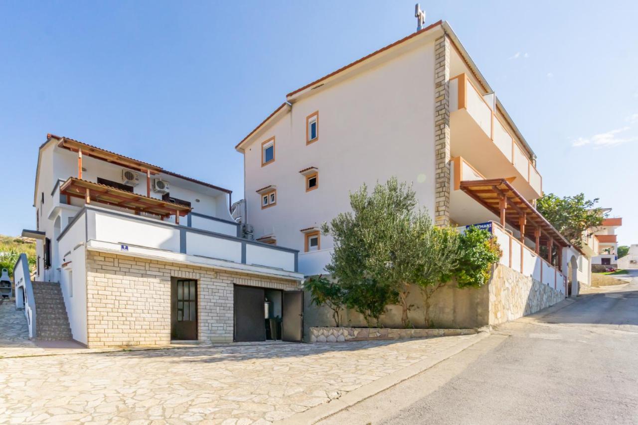 Kob Orog Good Location With Sea Views And Modern Decor Metajna Exterior foto